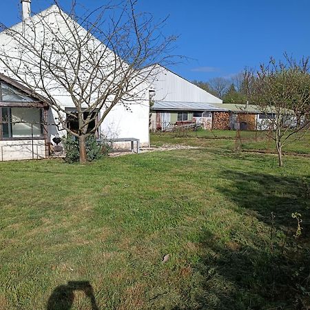 Campagne-Jolie Maison Avec Jardin- Proche Dole Chevigny  Room photo